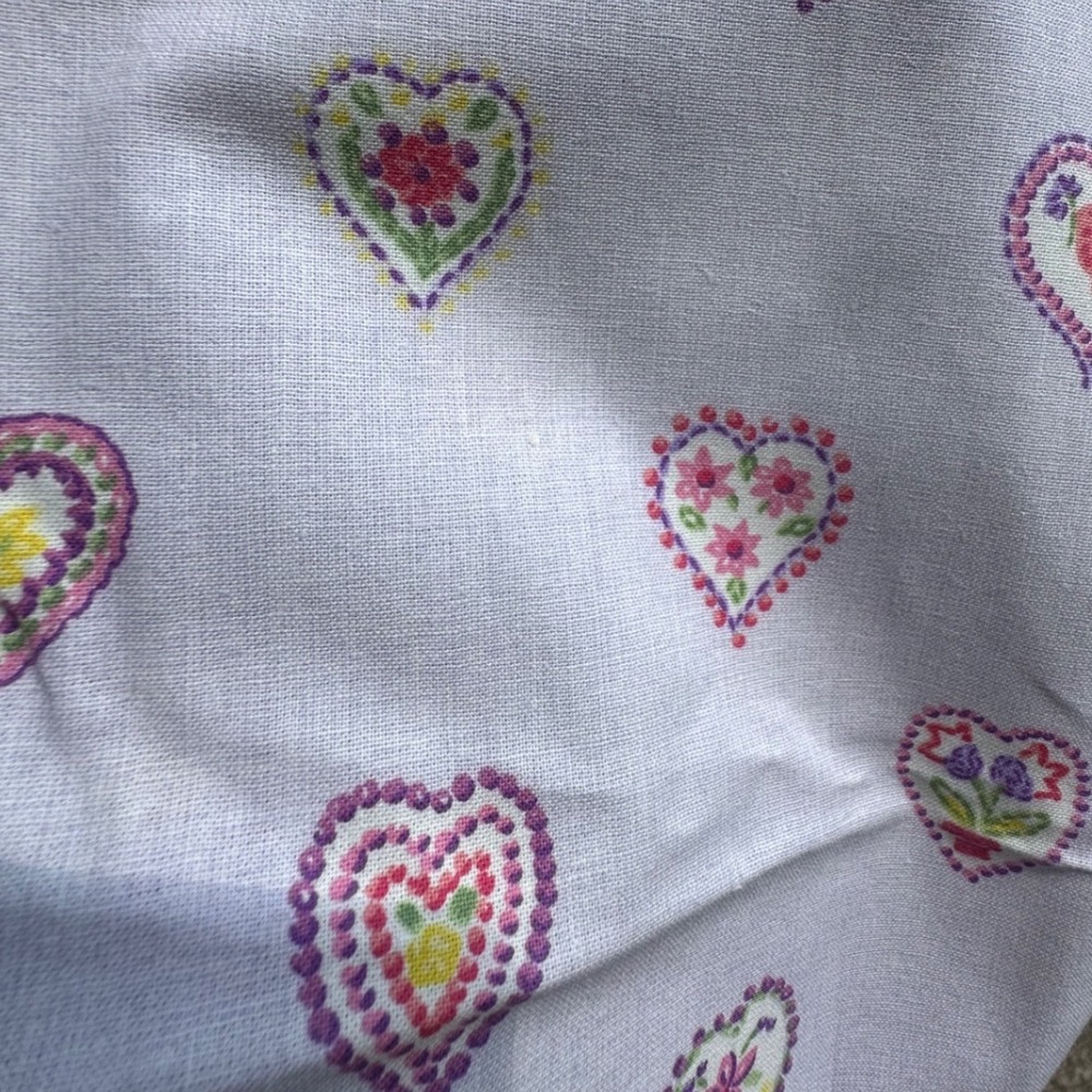 Concord Fabrics Keepsake Lavender Heart Floral Folk Fabric 45x56 Soil Repellent